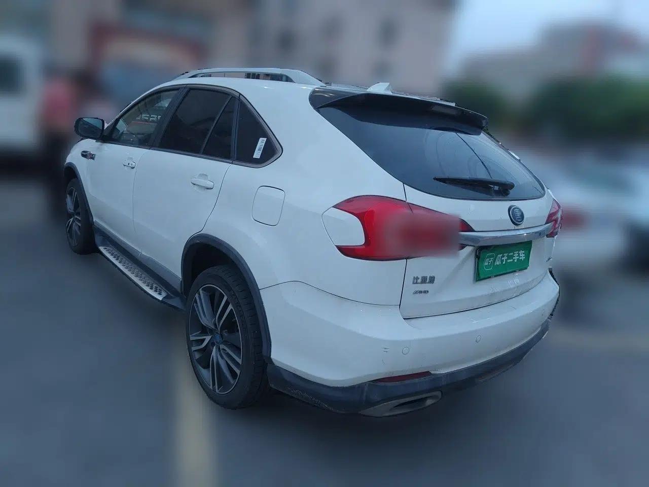 BYD Tang New Energy 2017 2.0T All-Wheel Drive Hyatt Model — миниатюра 4