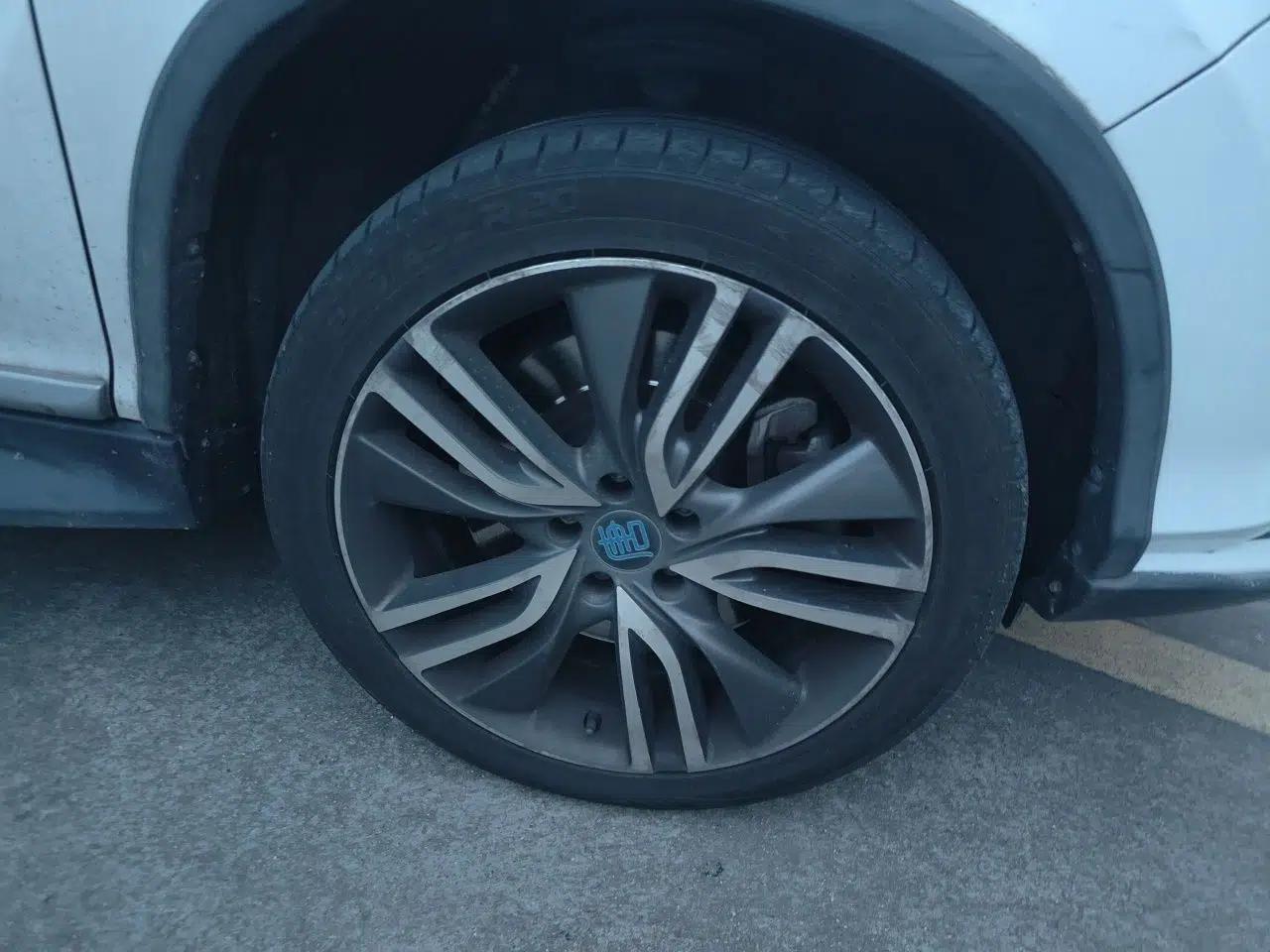 BYD Tang New Energy 2017 2.0T All-Wheel Drive Hyatt Model — миниатюра 8