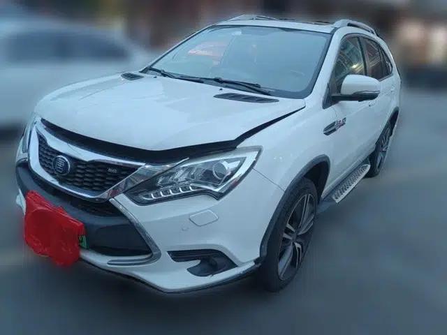 BYD Tang New Energy 2017 2.0T All-Wheel Drive Hyatt Model