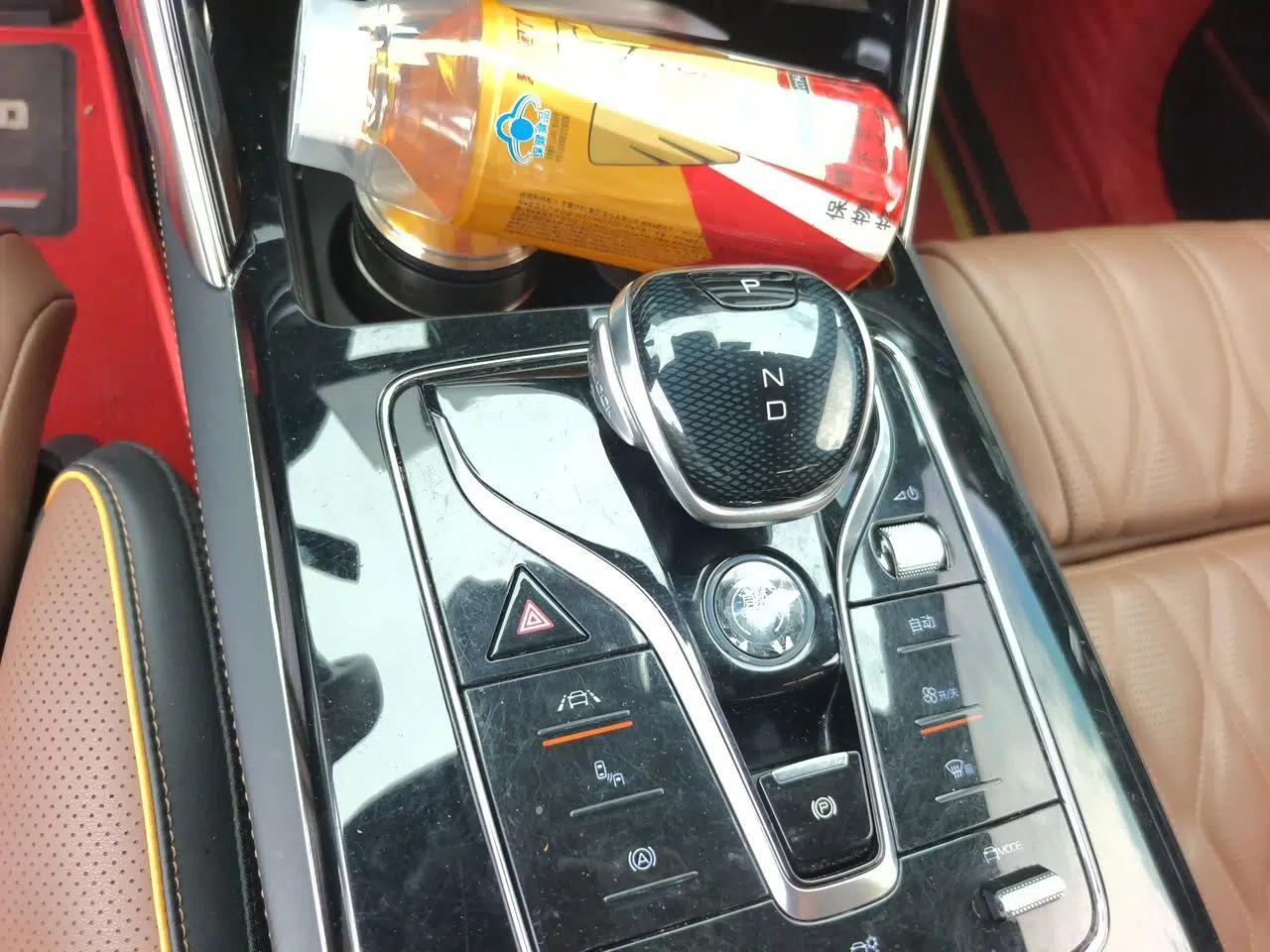 BYD Tang New Energy 2021 DM-i 112KM Prestige Model — миниатюра 14