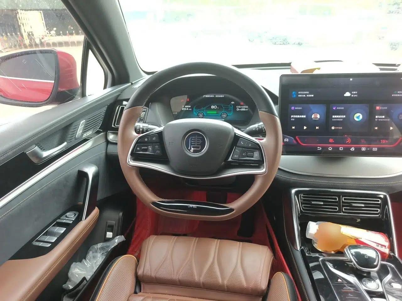 BYD Tang New Energy 2021 DM-i 112KM Prestige Model — миниатюра 10