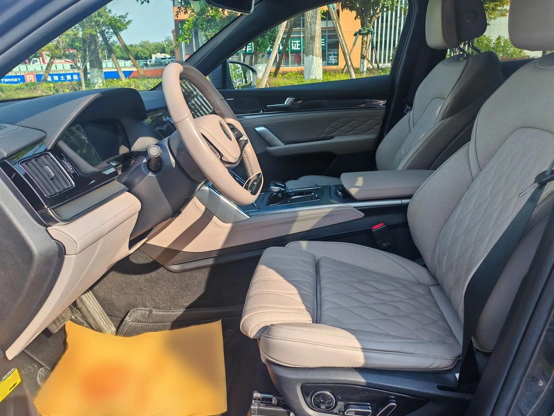 BYD Tang New Energy 2024 DM-p Champion Edition 215 km All-Wheel-Drive Flagship Model — миниатюра 31