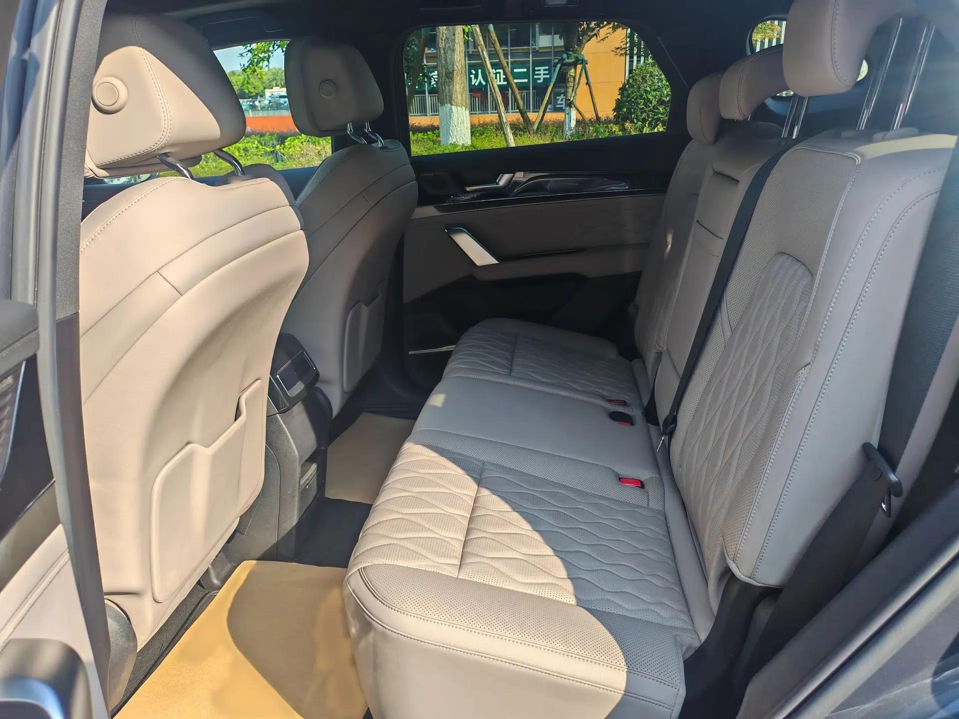 BYD Tang New Energy 2024 DM-p Champion Edition 215 km All-Wheel-Drive Flagship Model — миниатюра 32