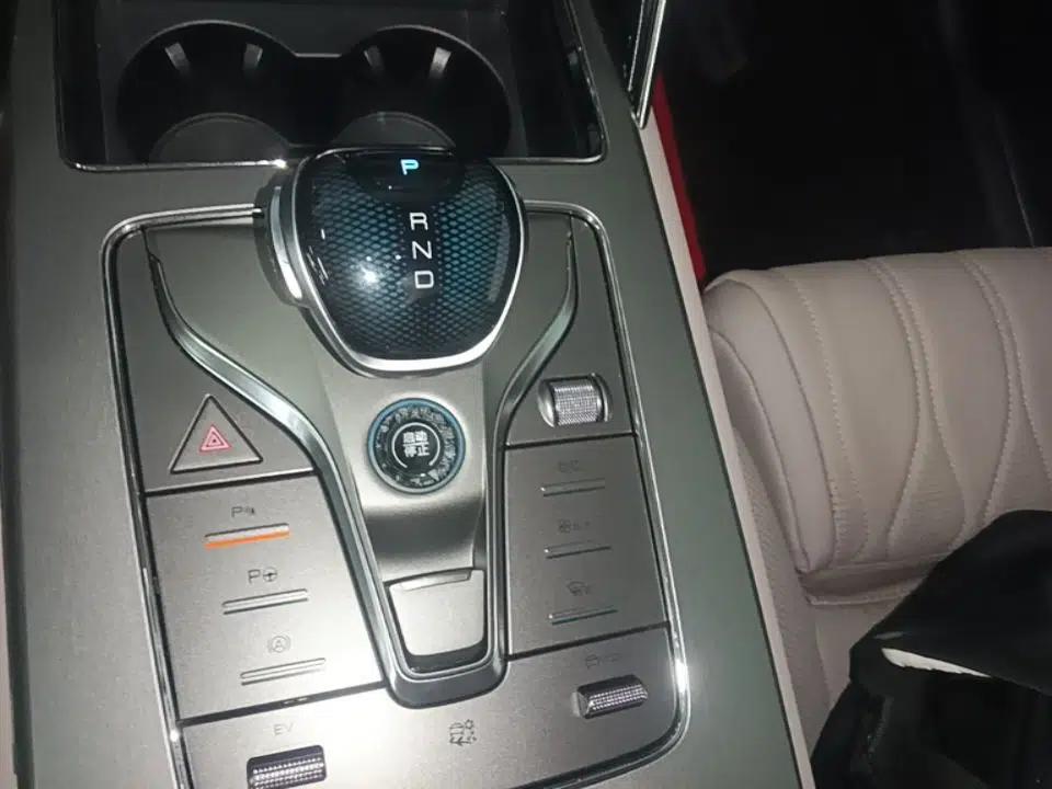 BYD Tang New Energy 2025 Intelligent Driving Version DM-i 115KM Flagship Edition — миниатюра 16
