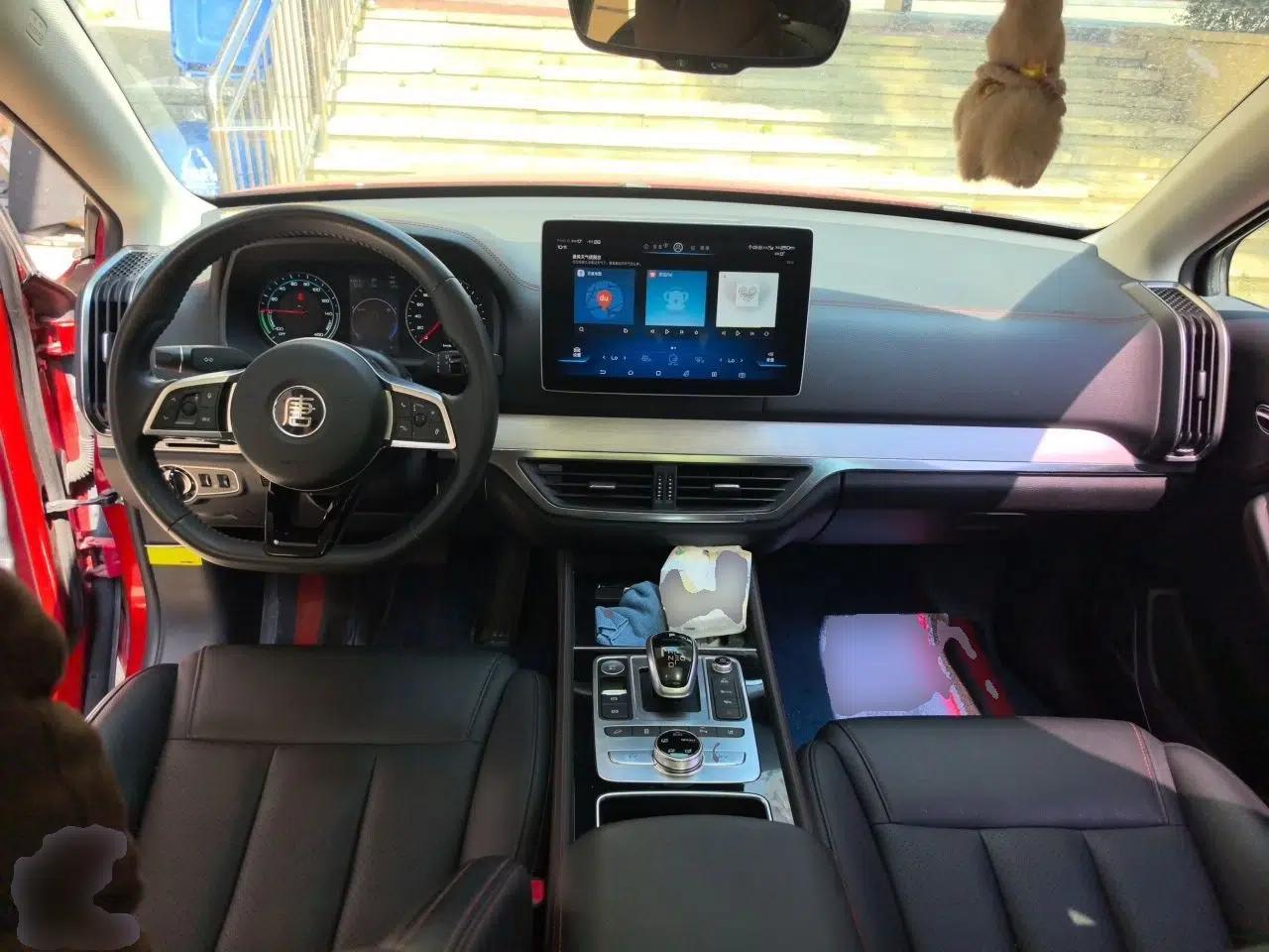 BYD Tang New Energy 2018 DM 2.0T All-Wheel Drive Smart Connect Advanced Model 7 Seats China V Emission Standard — миниатюра 9