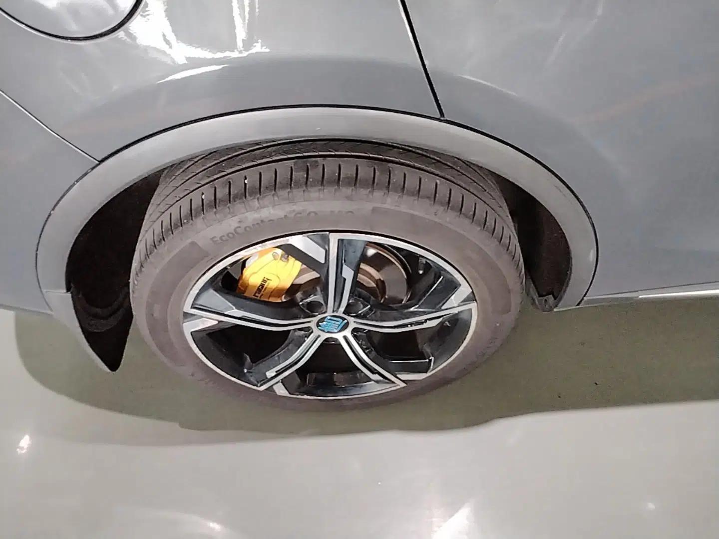 BYD Tang New Energy 2021 DM-i 112KM Prestige Model — миниатюра 11