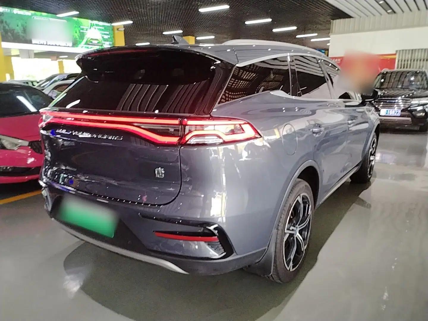 BYD Tang New Energy 2021 DM-i 112KM Prestige Model — миниатюра 6