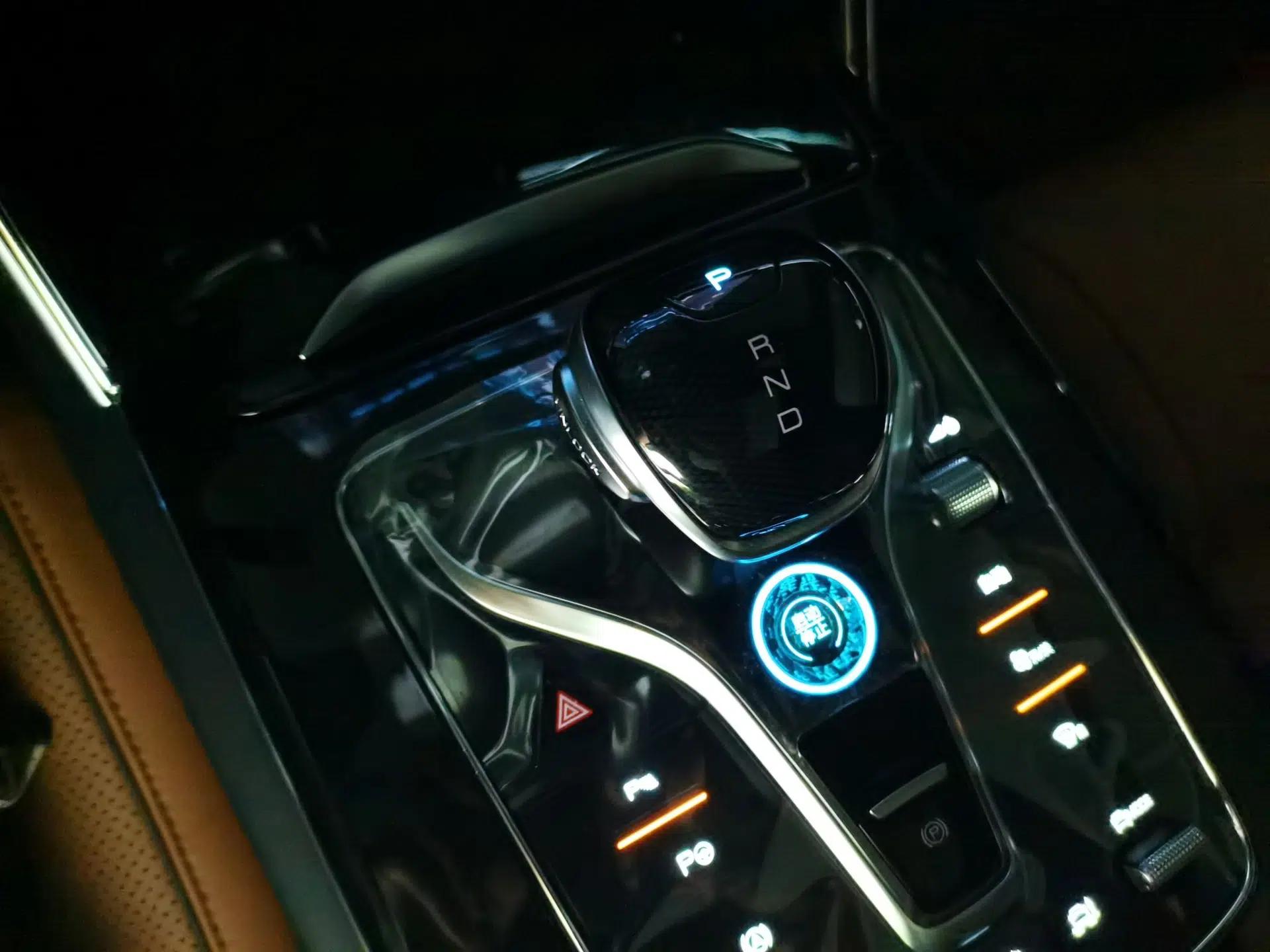 BYD Tang New Energy 2022 DM-p 215KM Four-Wheel Drive Flagship Model — миниатюра 14
