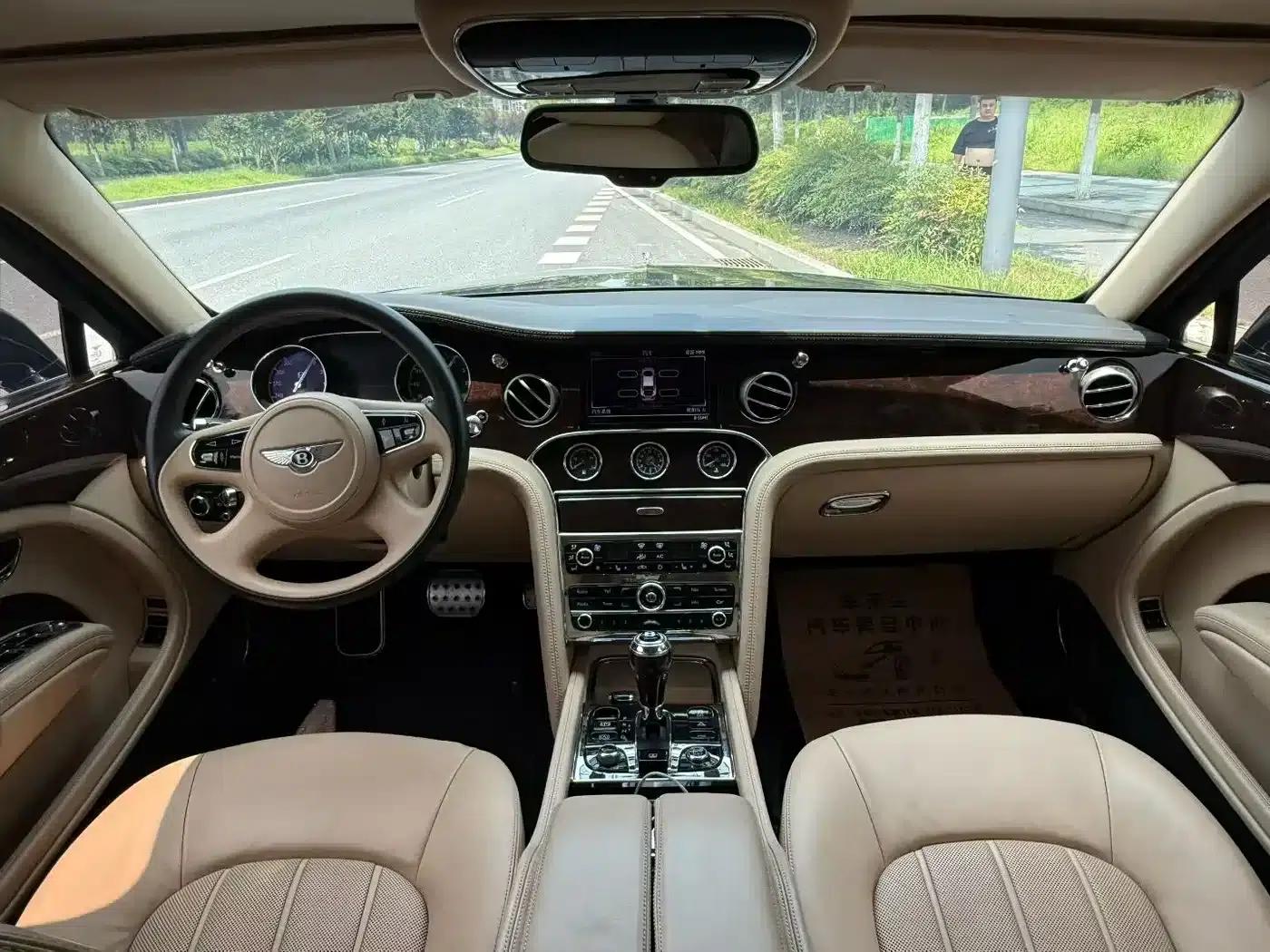 Mulsanne 2012 6.8T EIC Special Edition — миниатюра 8