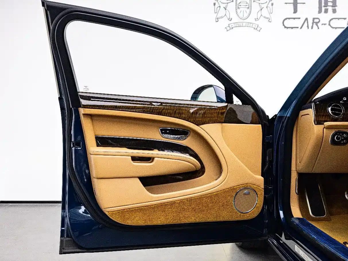 Mulsanne 2017 6.8T Long Wheelbase — миниатюра 9