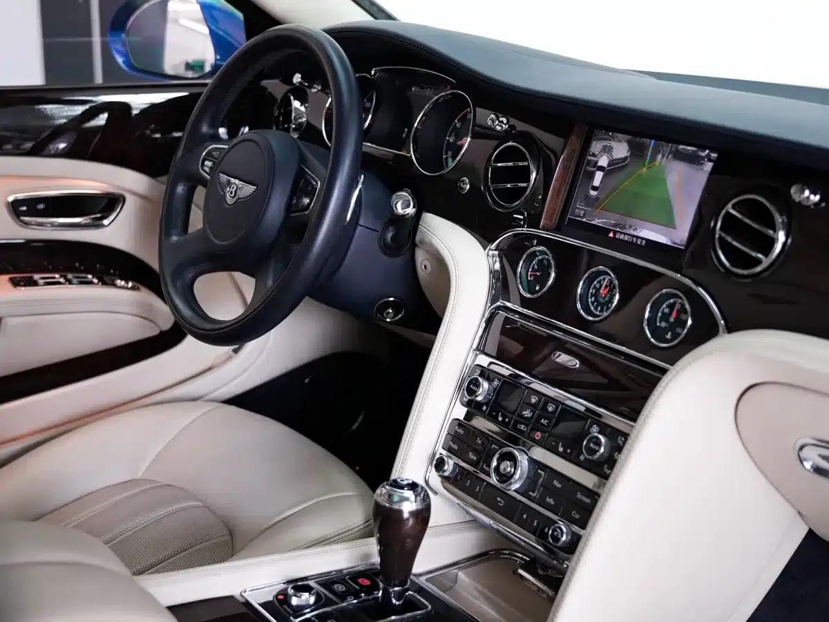 2013 Mulsanne 6.8T Mulliner Special Edition — миниатюра 22