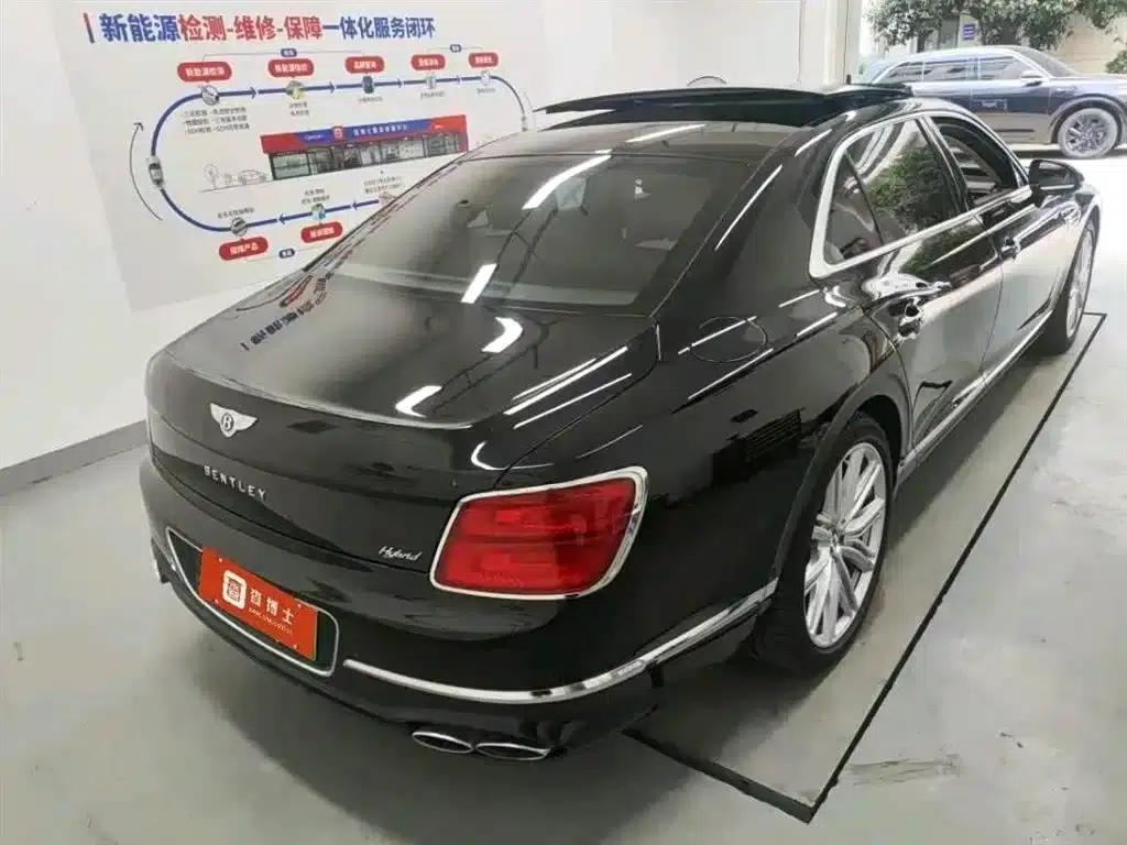 2023 Flying Spur Plug-in Hybrid 2.9T V6 Hybrid S — миниатюра 2