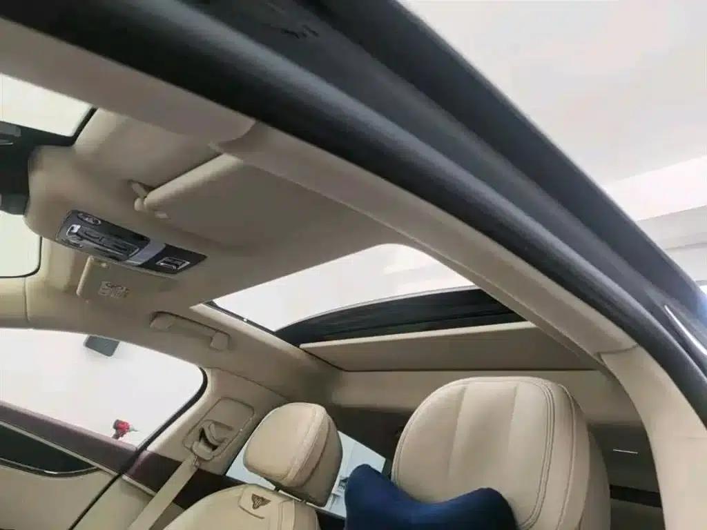 2023 Flying Spur Plug-in Hybrid 2.9T V6 Hybrid S — миниатюра 11