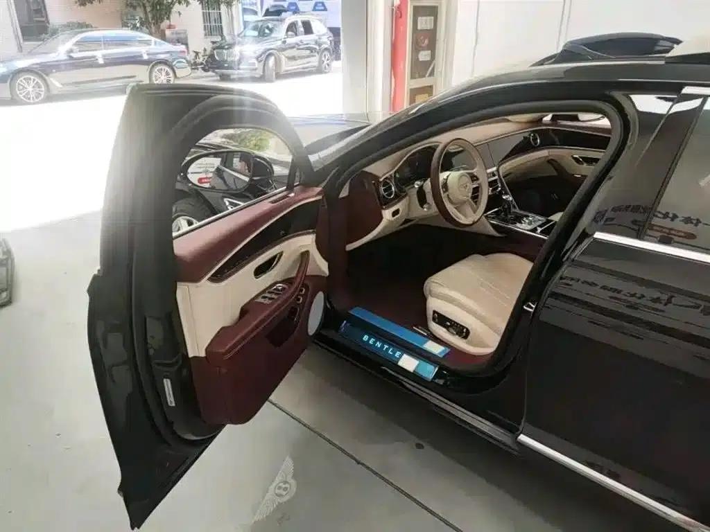 2023 Flying Spur Plug-in Hybrid 2.9T V6 Hybrid S — миниатюра 6