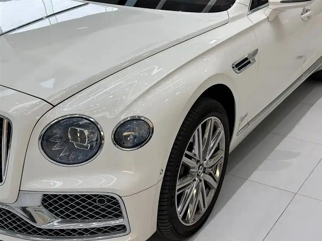 2022 Flying Spur Plug-in Hybrid 2.9T V6 — миниатюра 4
