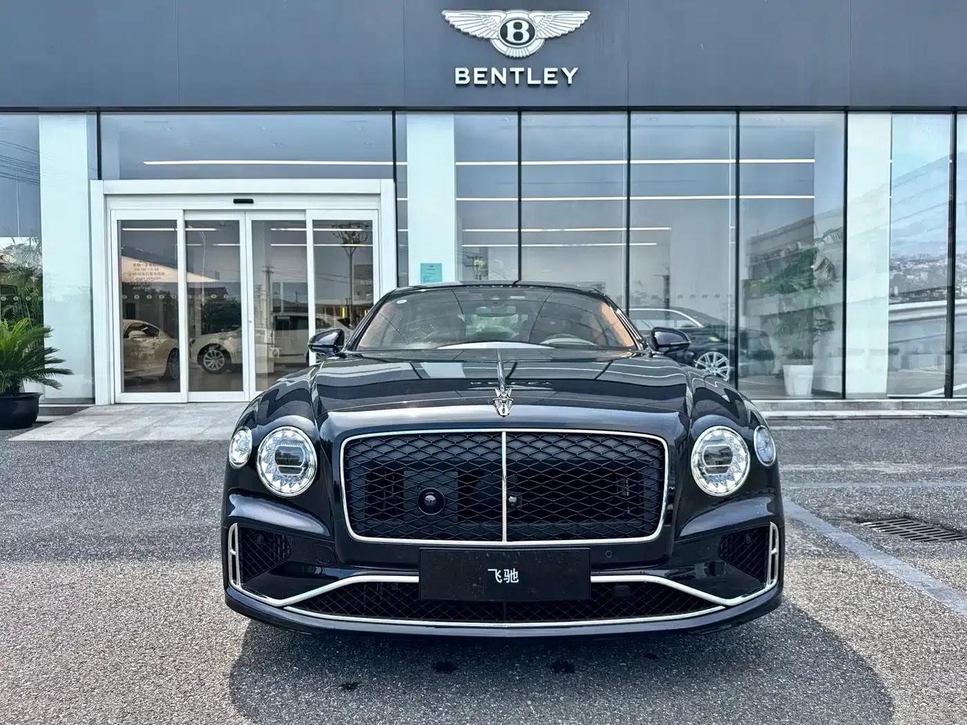 2026 Mercedes-Benz Flying Spur Plug-in Hybrid 4.0T V8 Standard Edition — миниатюра 2