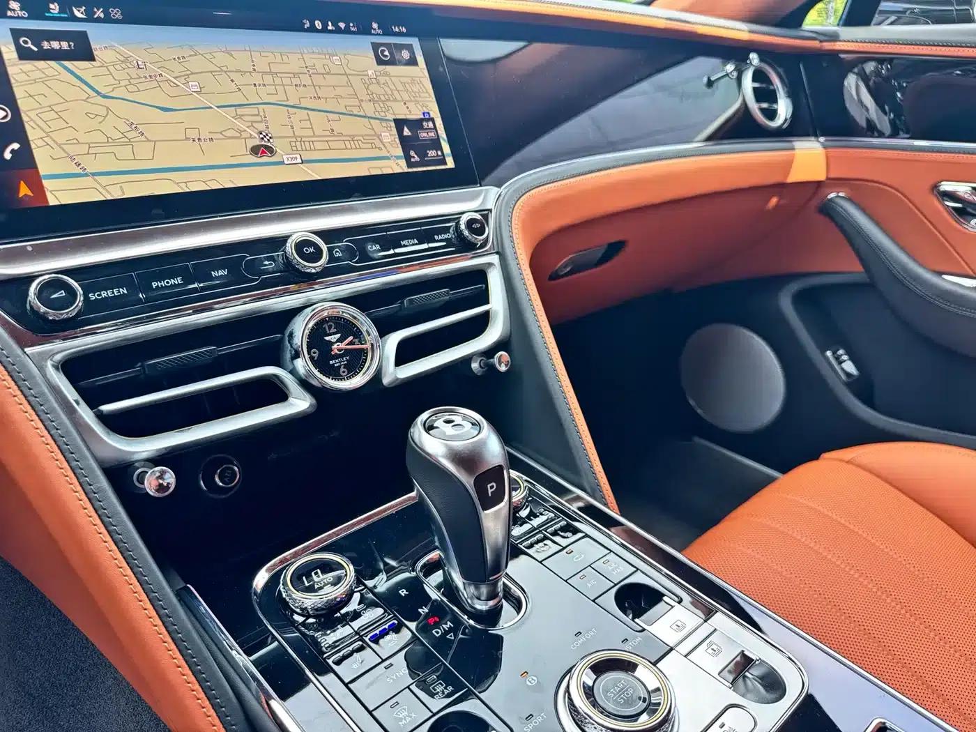 2026 Mercedes-Benz Flying Spur Plug-in Hybrid 4.0T V8 Standard Edition — миниатюра 15