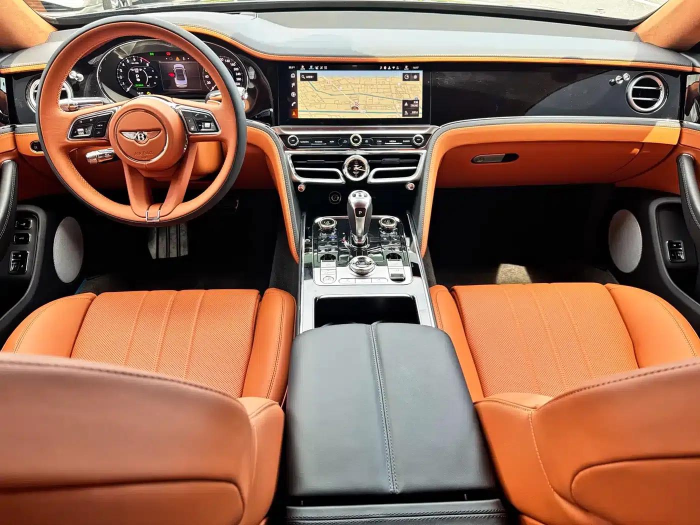 2026 Mercedes-Benz Flying Spur Plug-in Hybrid 4.0T V8 Standard Edition — миниатюра 16