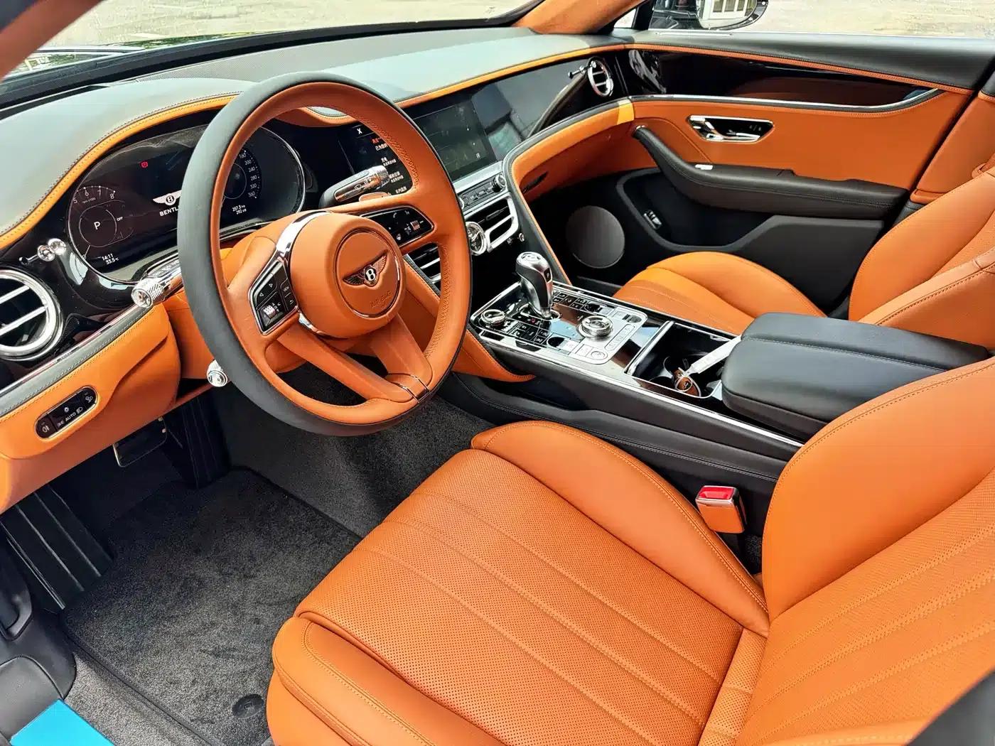 2026 Mercedes-Benz Flying Spur Plug-in Hybrid 4.0T V8 Standard Edition — миниатюра 8