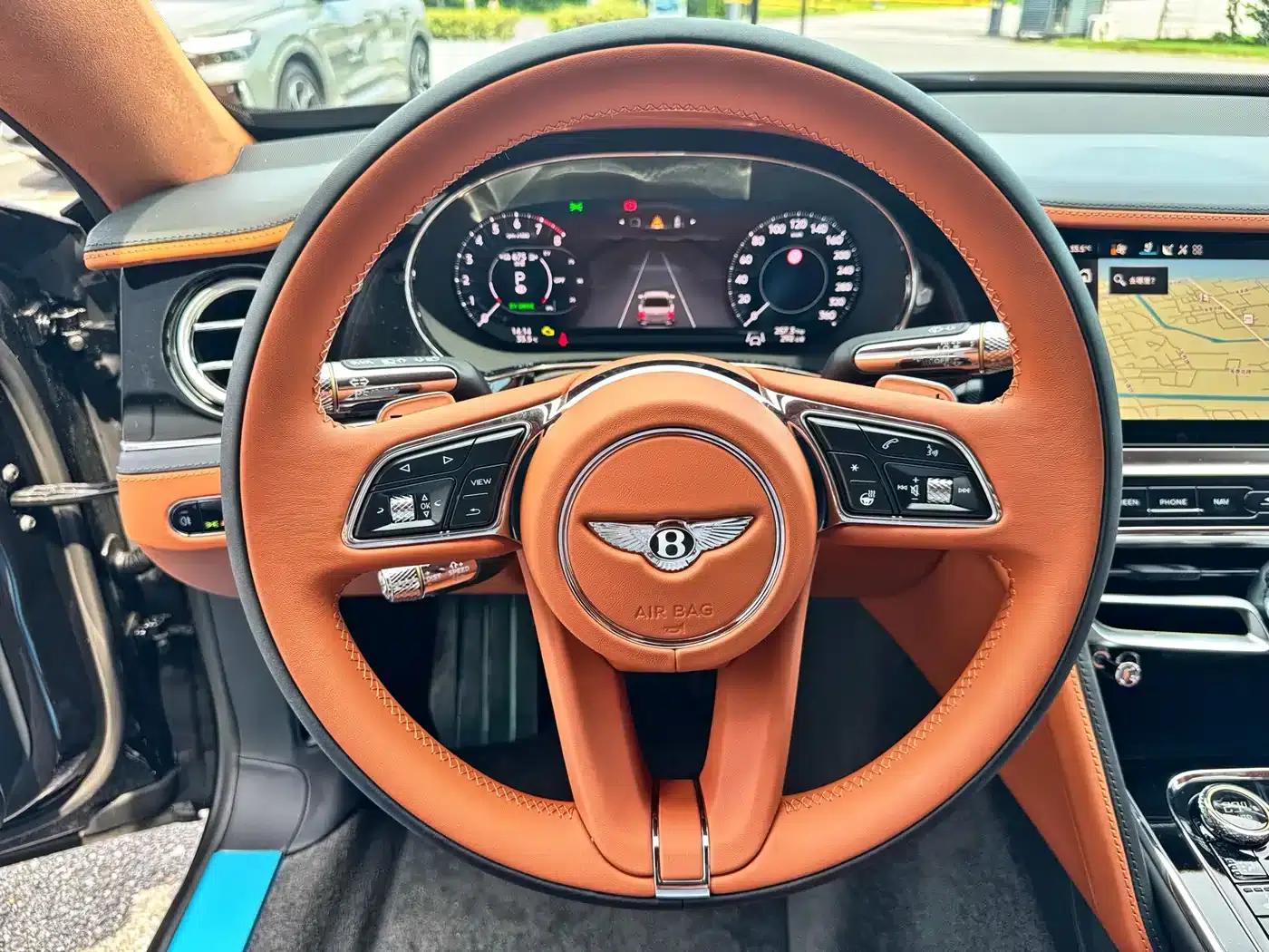 2026 Mercedes-Benz Flying Spur Plug-in Hybrid 4.0T V8 Standard Edition — миниатюра 10