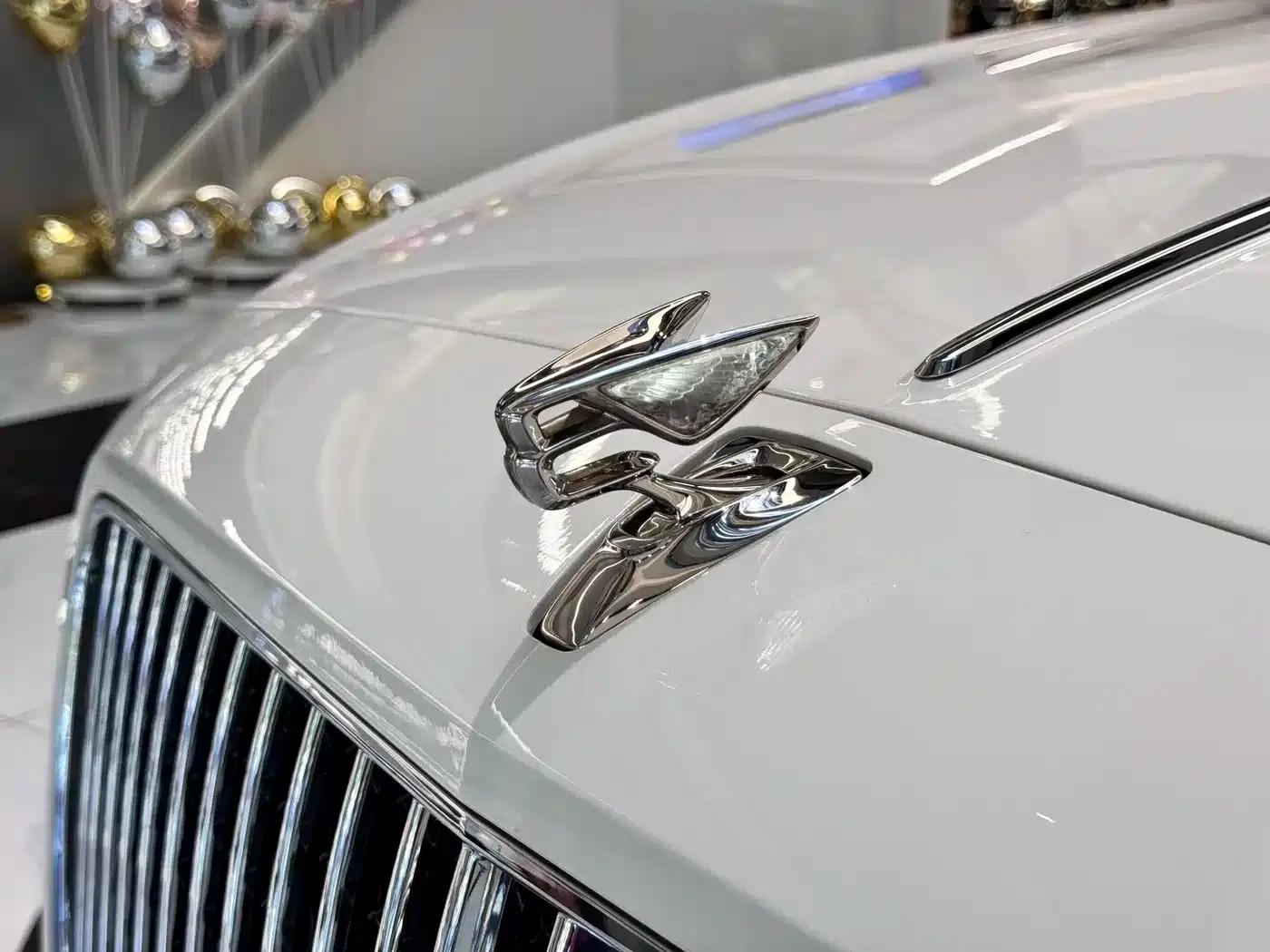 2022 Flying Spur Plug-in Hybrid 2.9T V6 — миниатюра 5