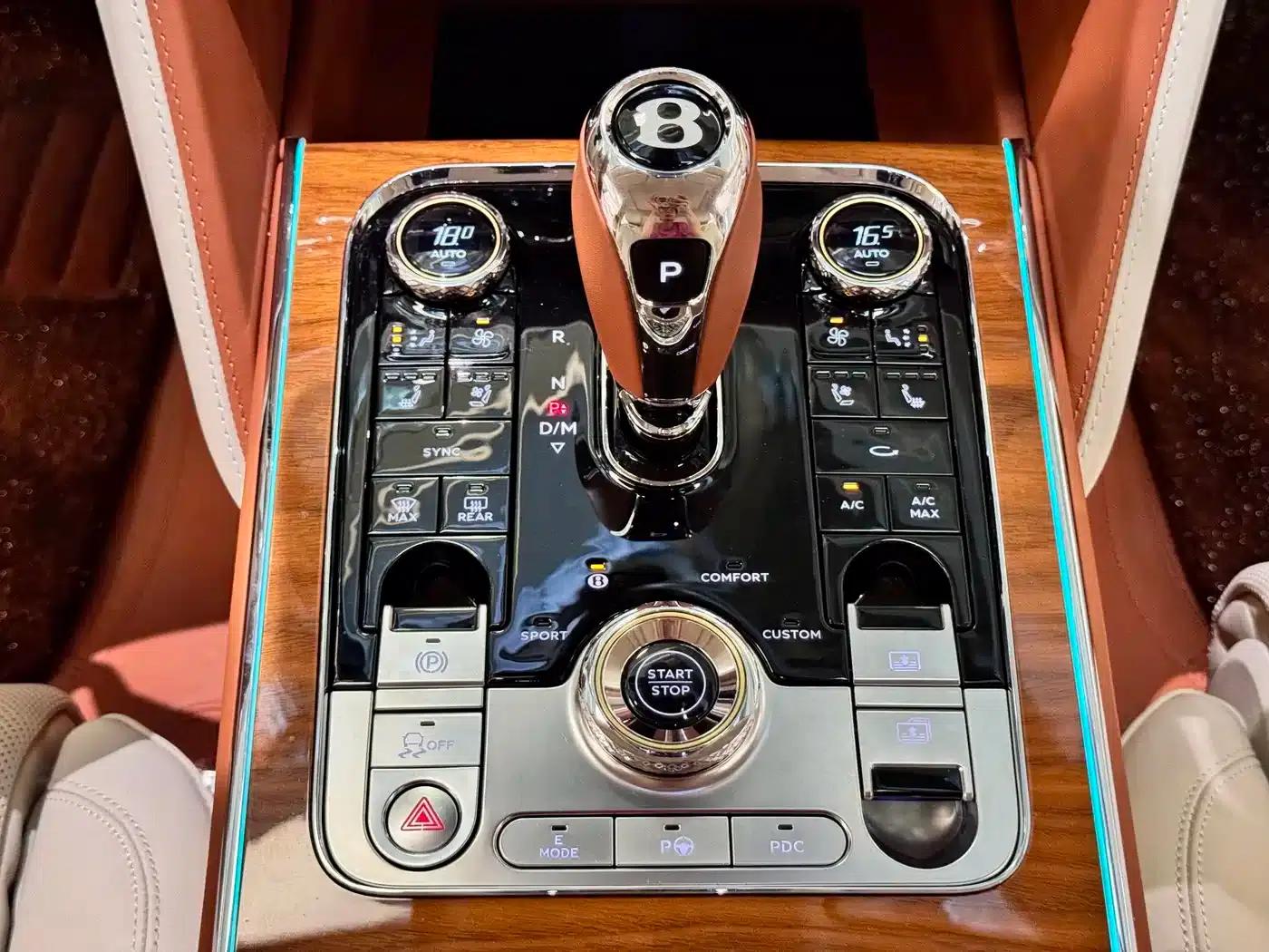2022 Flying Spur Plug-in Hybrid 2.9T V6 — миниатюра 10