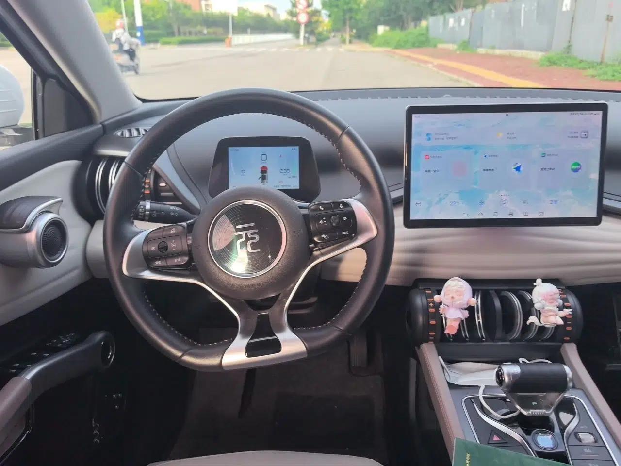 BYD Yuan PLUS 2024 Honor Edition 430KM Leading Model — миниатюра 10