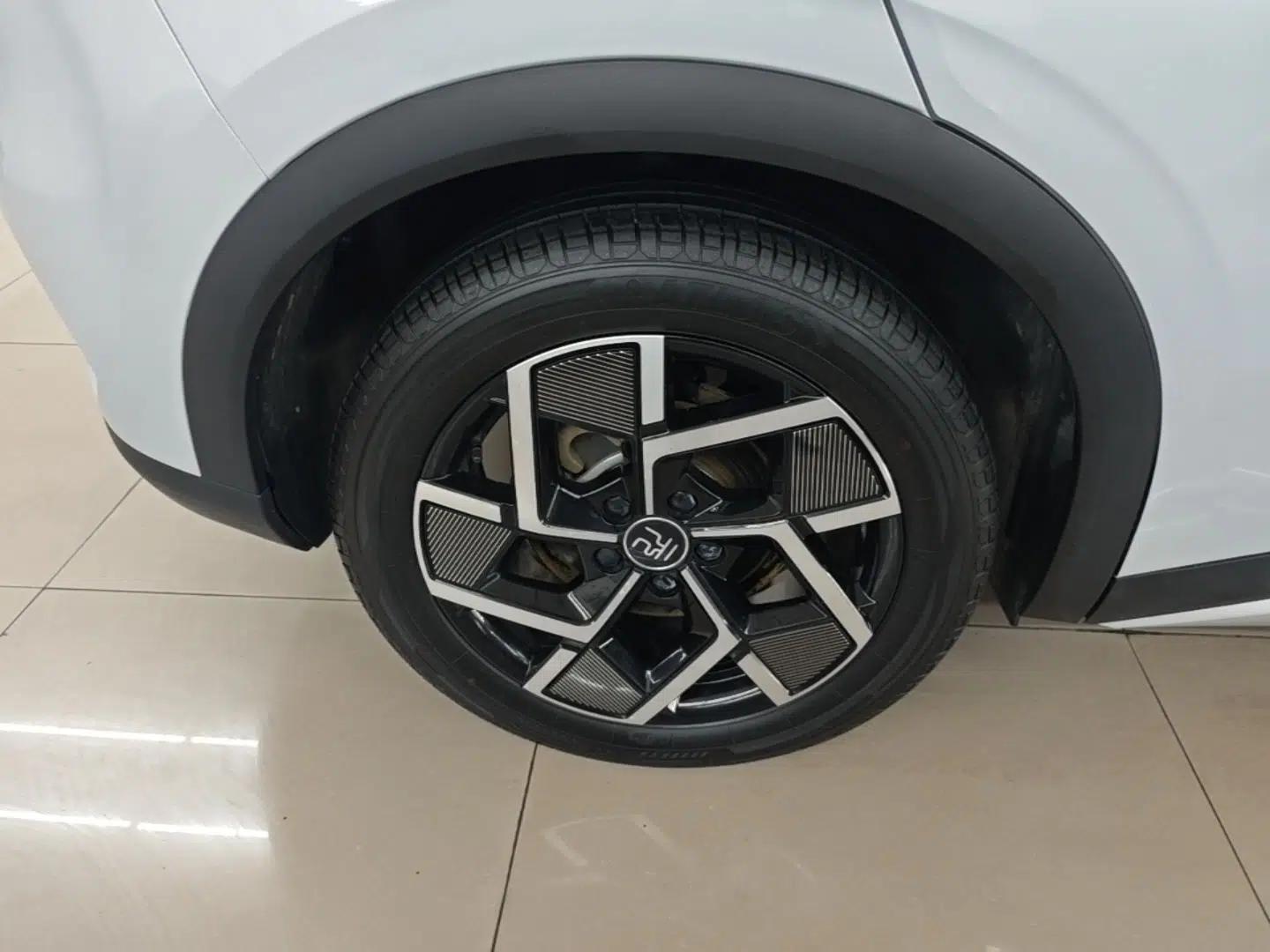 BYD Yuan PLUS 2024 Honor Edition 510KM Beyond Model — миниатюра 11