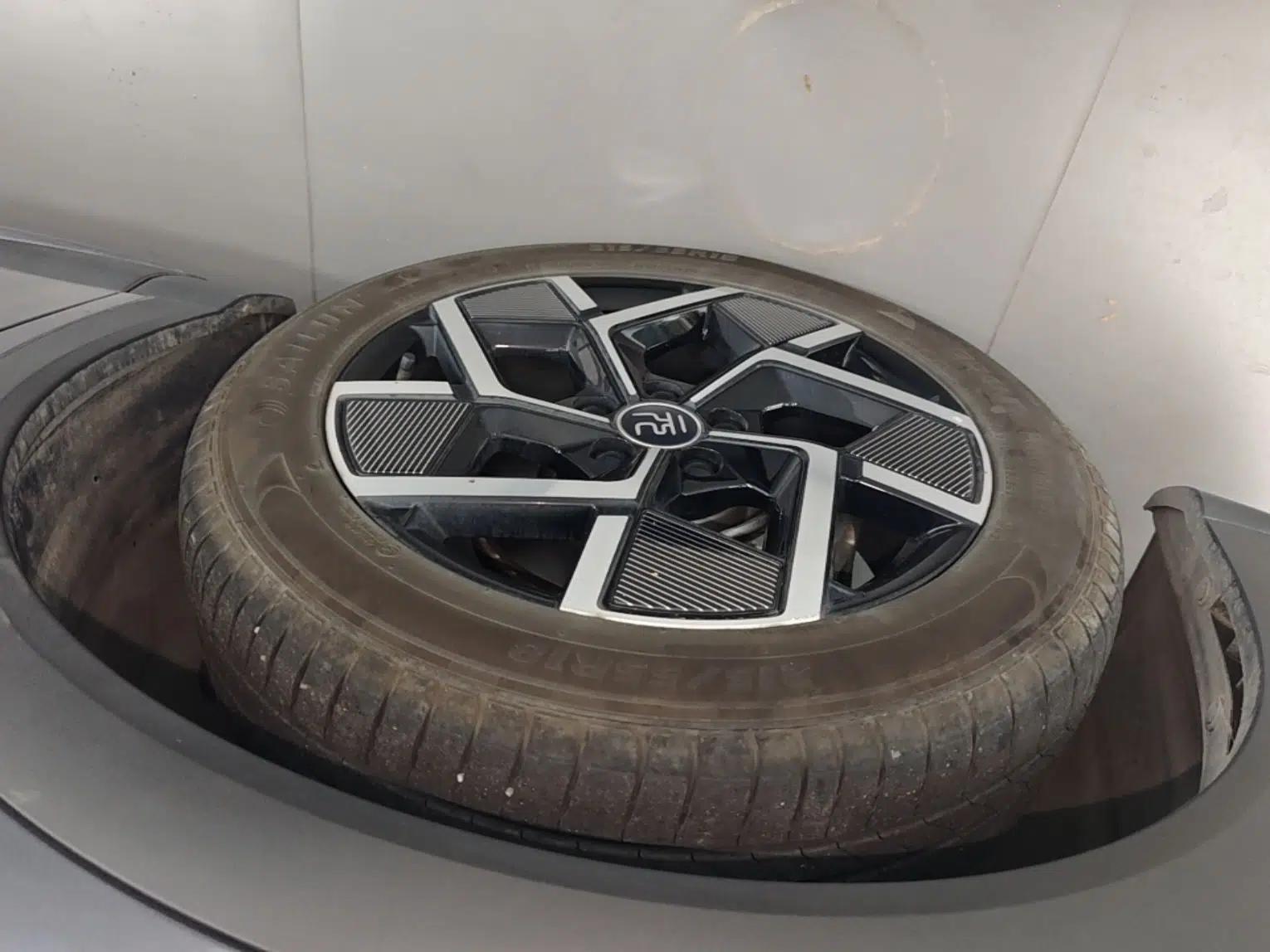 BYD Yuan PLUS 2024 Honor Edition 510KM Beyond Model — миниатюра 10
