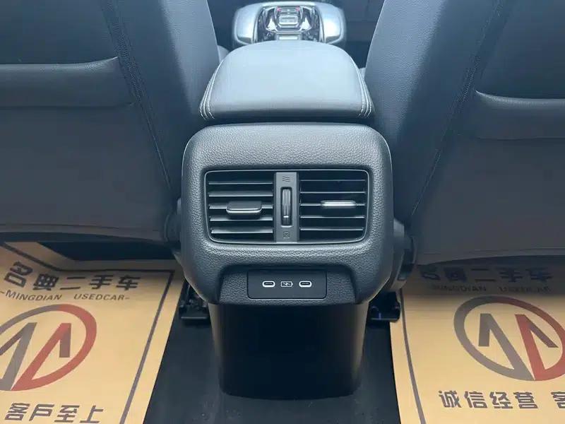 Honda HR-V 2023 2.0L e:HEV Dynamic Edition — миниатюра 11