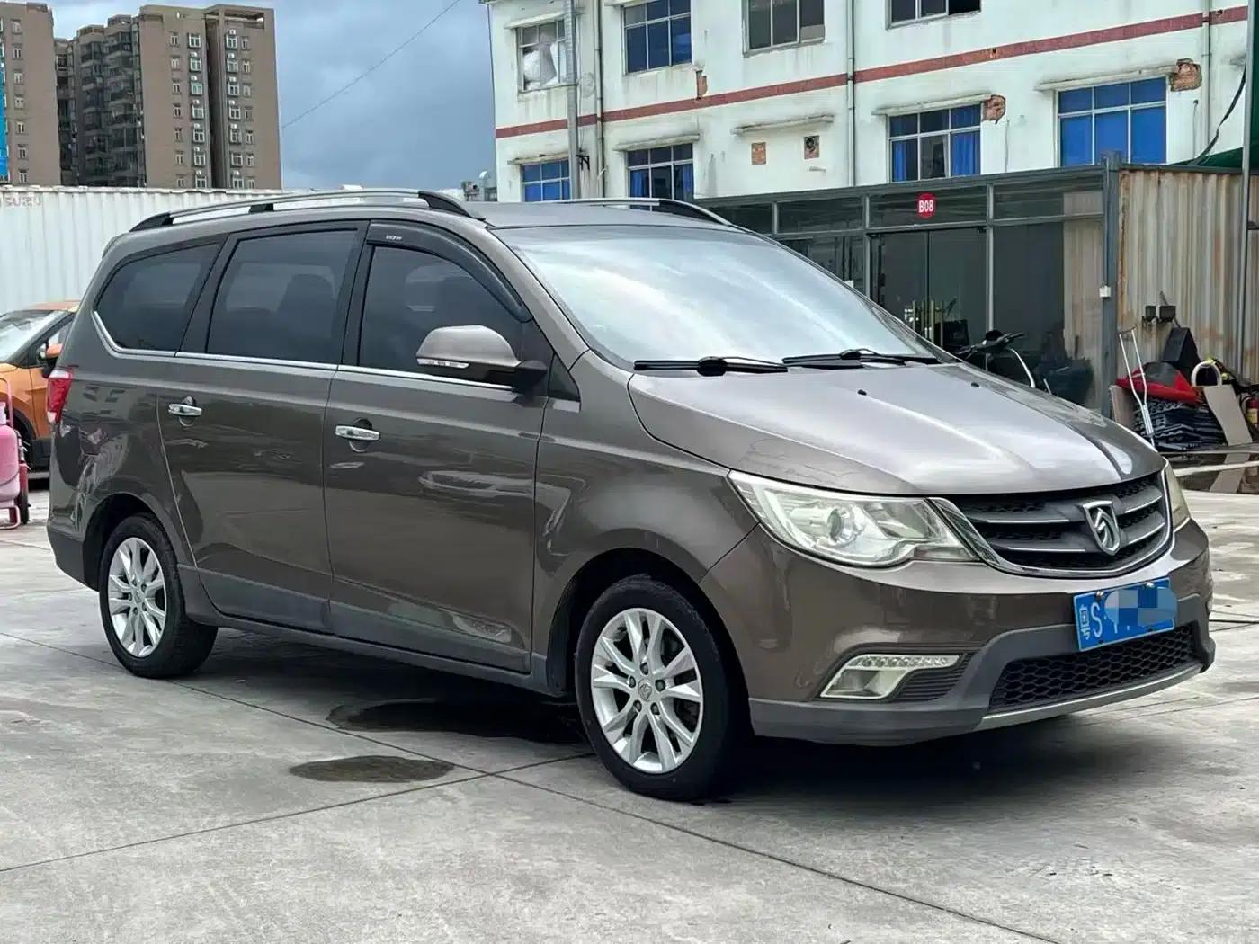 Baojun 730 2014 1.5L Manual Comfort 7-Seater — миниатюра 3