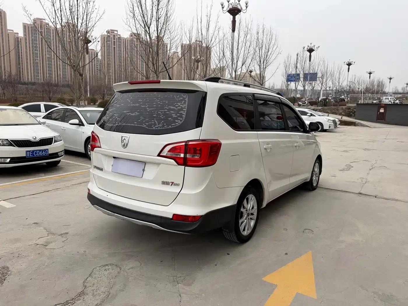 Baojun 730 2019 1.5L Manual Value Edition 7-Seater National VI Emission Standard — миниатюра 9