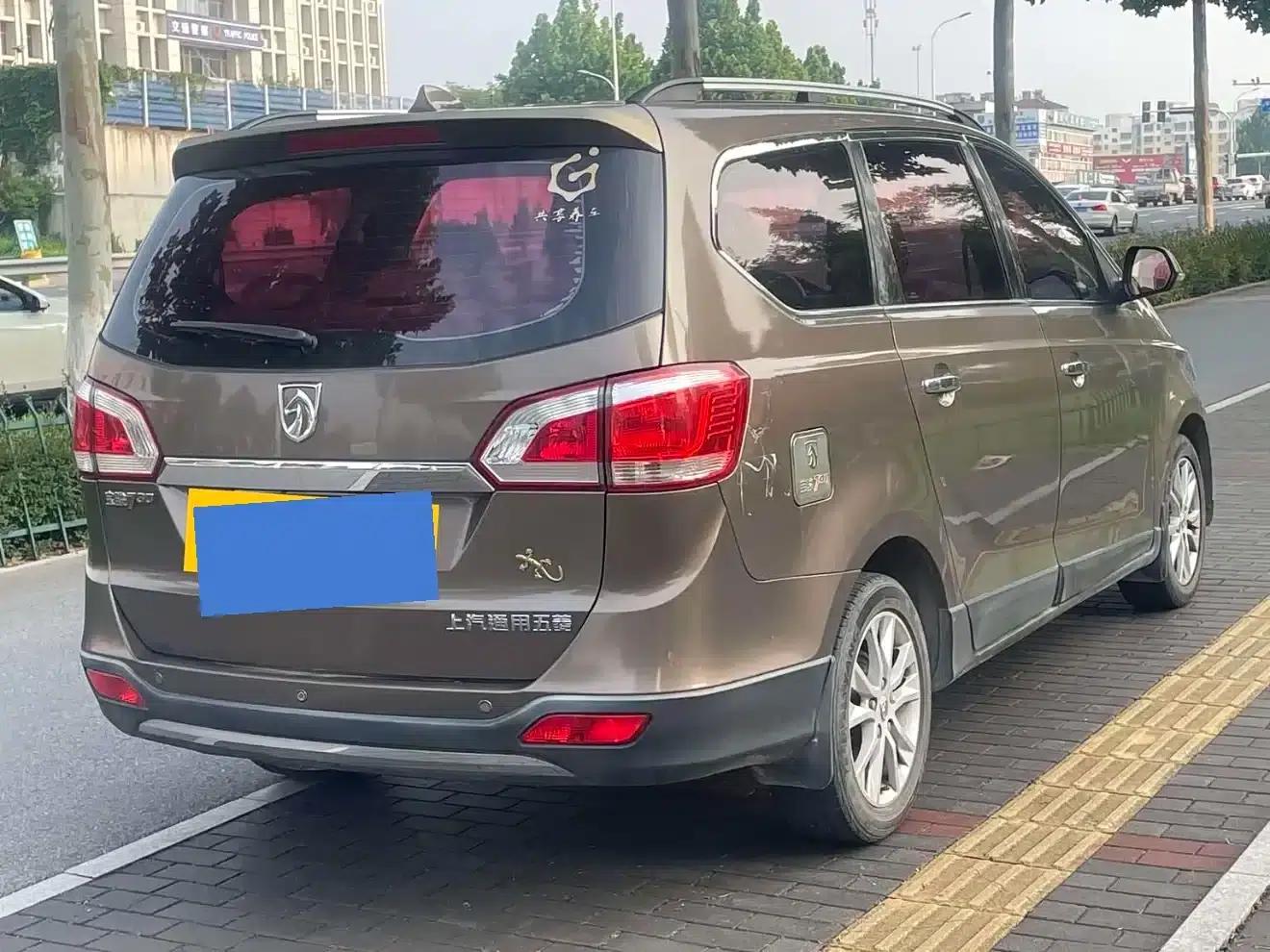 Baojun 730 2014 1.5L Manual Comfort 7-Seater — миниатюра 6