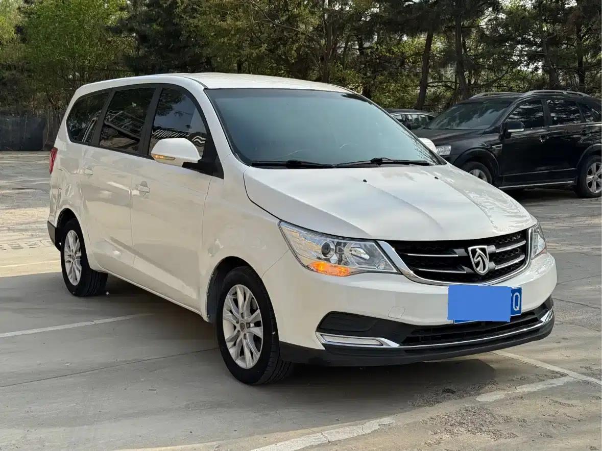 Baojun 730 2016 1.5T Manual Comfort 7-Seater — миниатюра 2