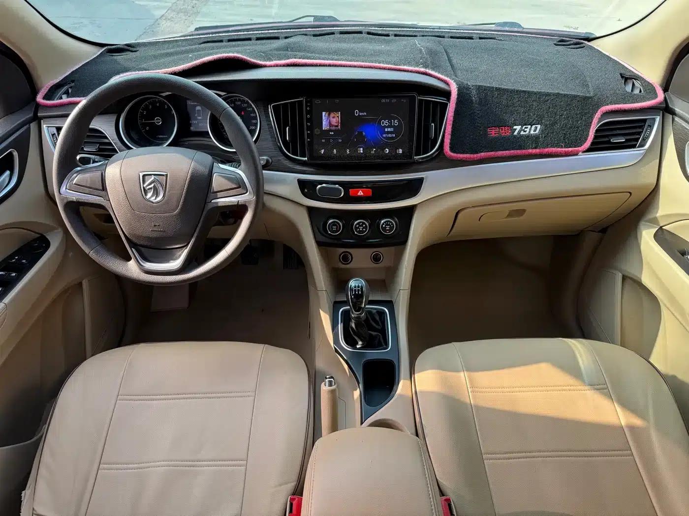Baojun 730 2016 1.5T Manual Comfort 7-Seater — миниатюра 11