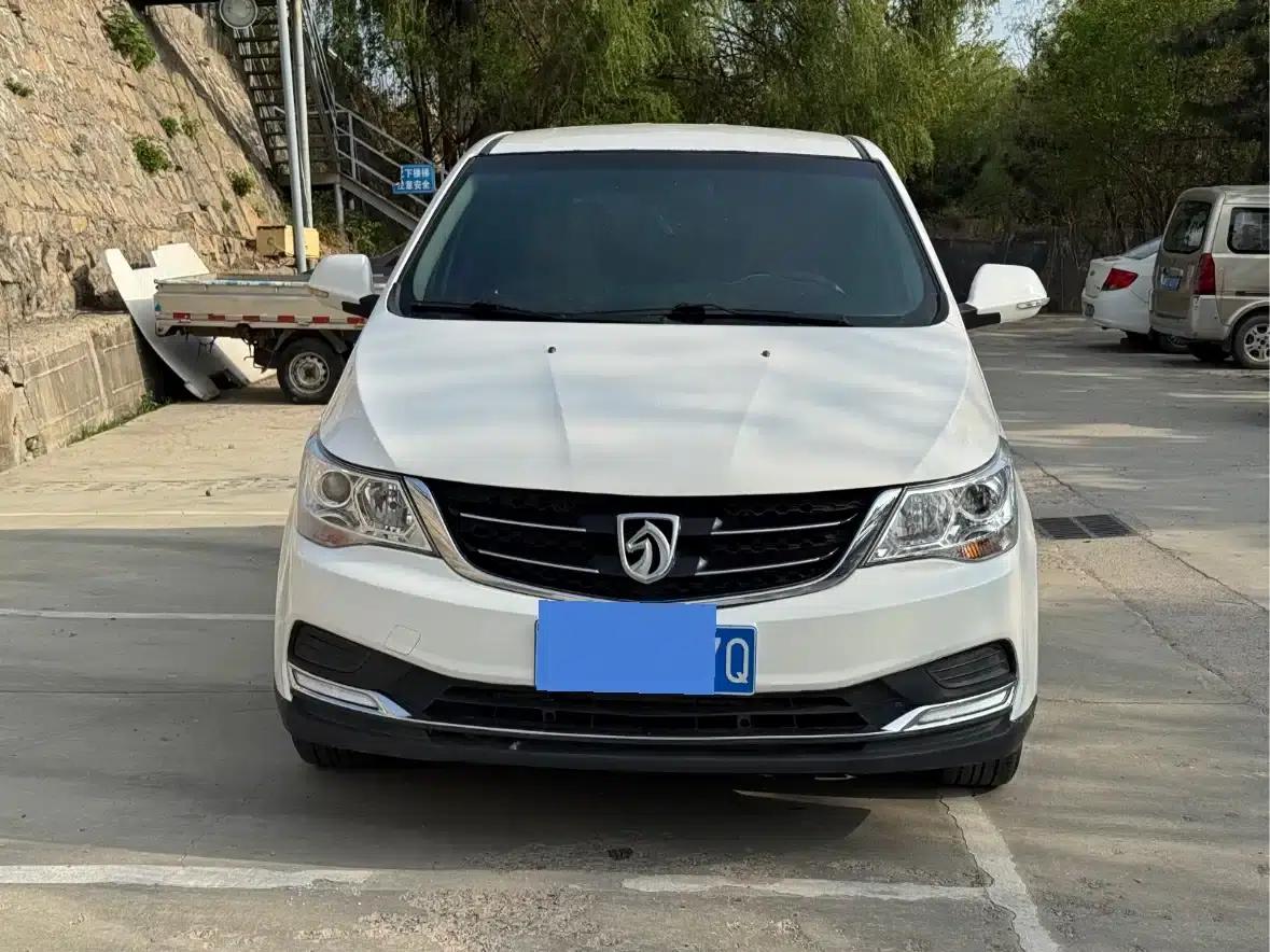 Baojun 730 2016 1.5T Manual Comfort 7-Seater — миниатюра 3