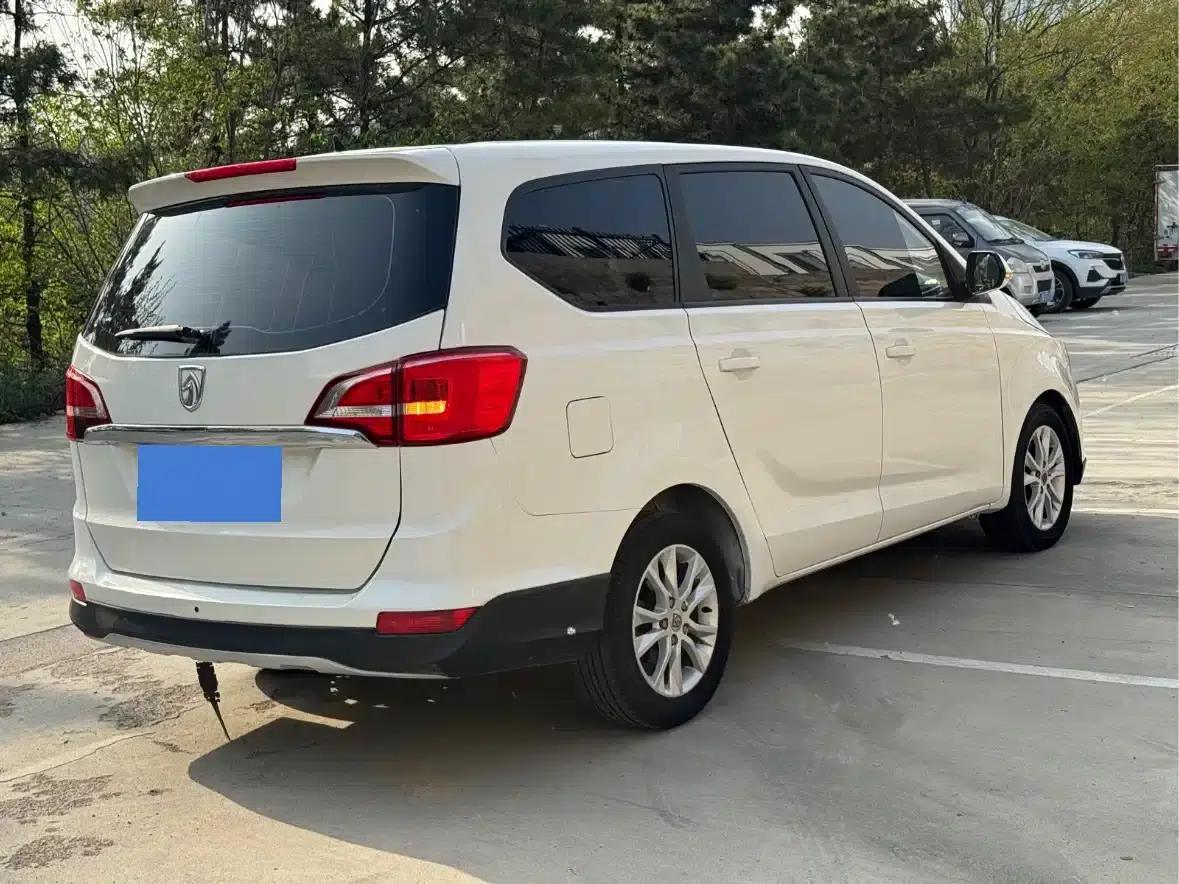 Baojun 730 2016 1.5T Manual Comfort 7-Seater — миниатюра 5