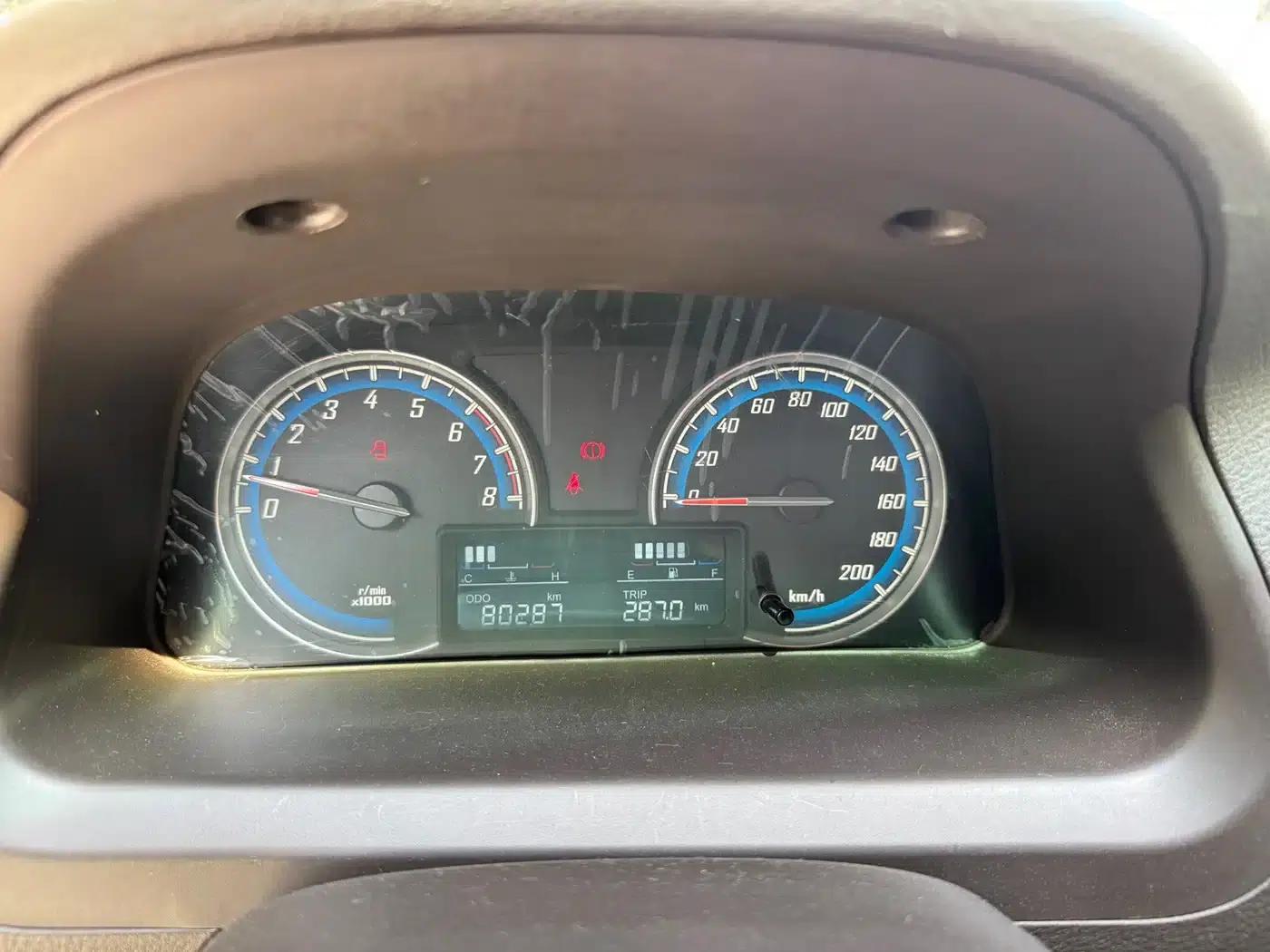 Baojun 730 2014 1.5L Manual Deluxe Navigation ESP Edition 7-Seater — миниатюра 15