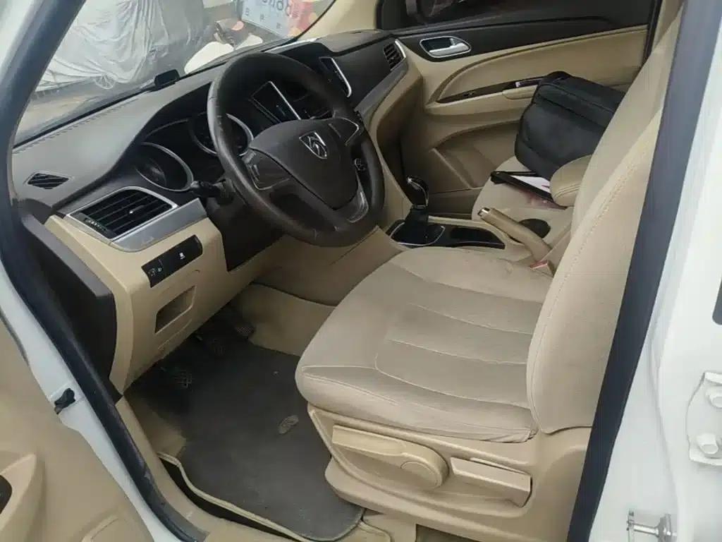 Baojun 730 2016 1.5L Manual Value Edition 7-Seater National V Emission Standard — миниатюра 11