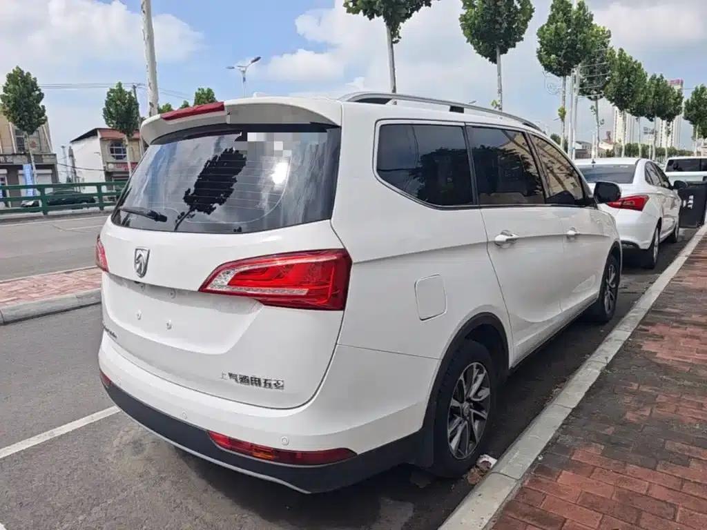 Baojun 730 2017 1.5T DCT Fashion Edition 7-seater National V Emission Standard — миниатюра 7