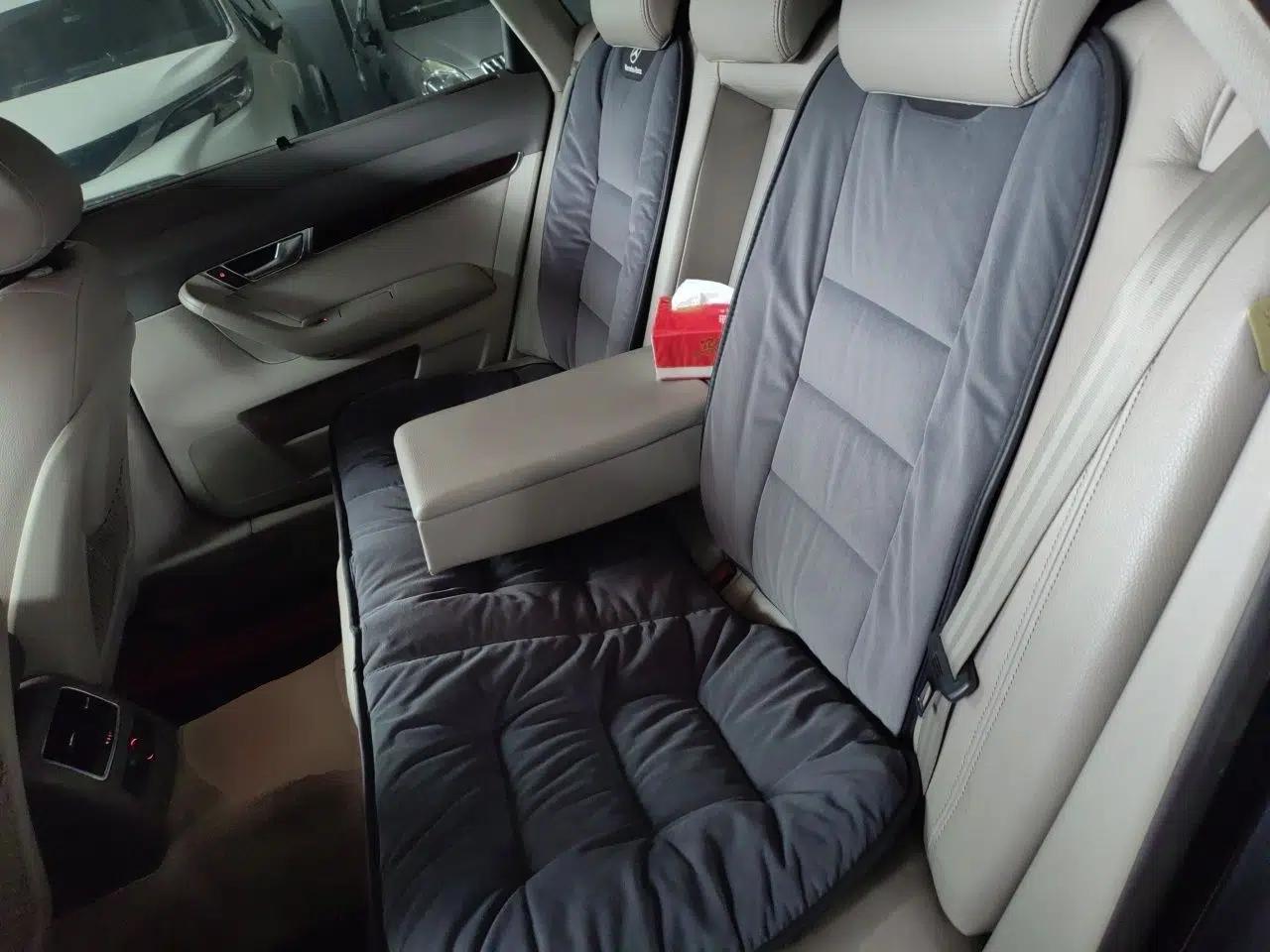 Audi A6L 2011 2.0 TFSI Automatic Standard Edition — миниатюра 17