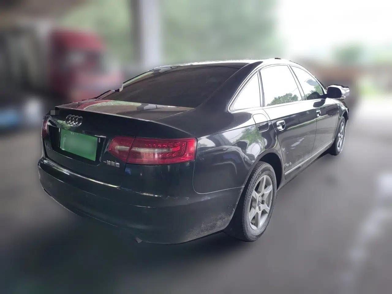 Audi A6L 2011 2.0 TFSI Automatic Standard Edition — миниатюра 6