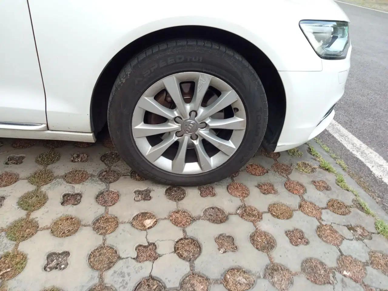 Audi A6L 2014 30 FSI Comfort Model — миниатюра 8