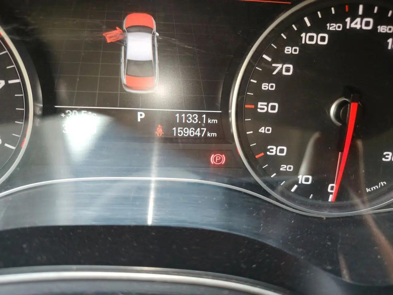 Audi A6L 2012 TFSI Standard Model — миниатюра 12