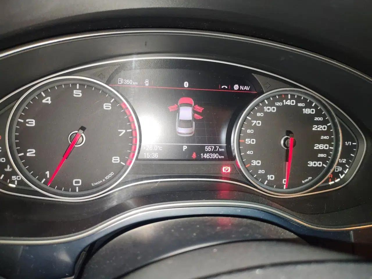 Audi A6L 2015 TFSI Millionth Anniversary Intelligent Model — миниатюра 11
