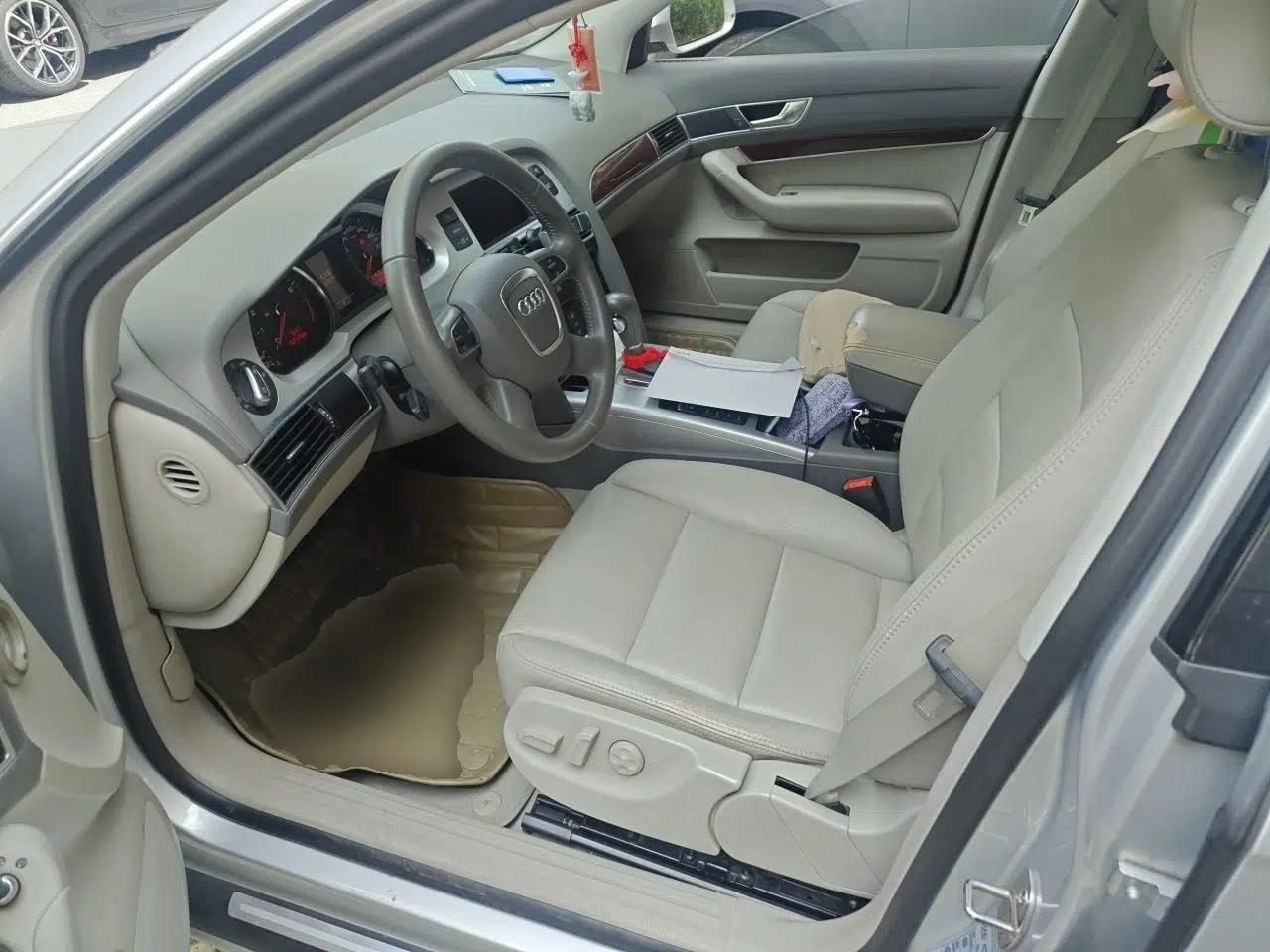 Audi A6L 2011 2.0 TFSI Automatic Standard Edition — миниатюра 15