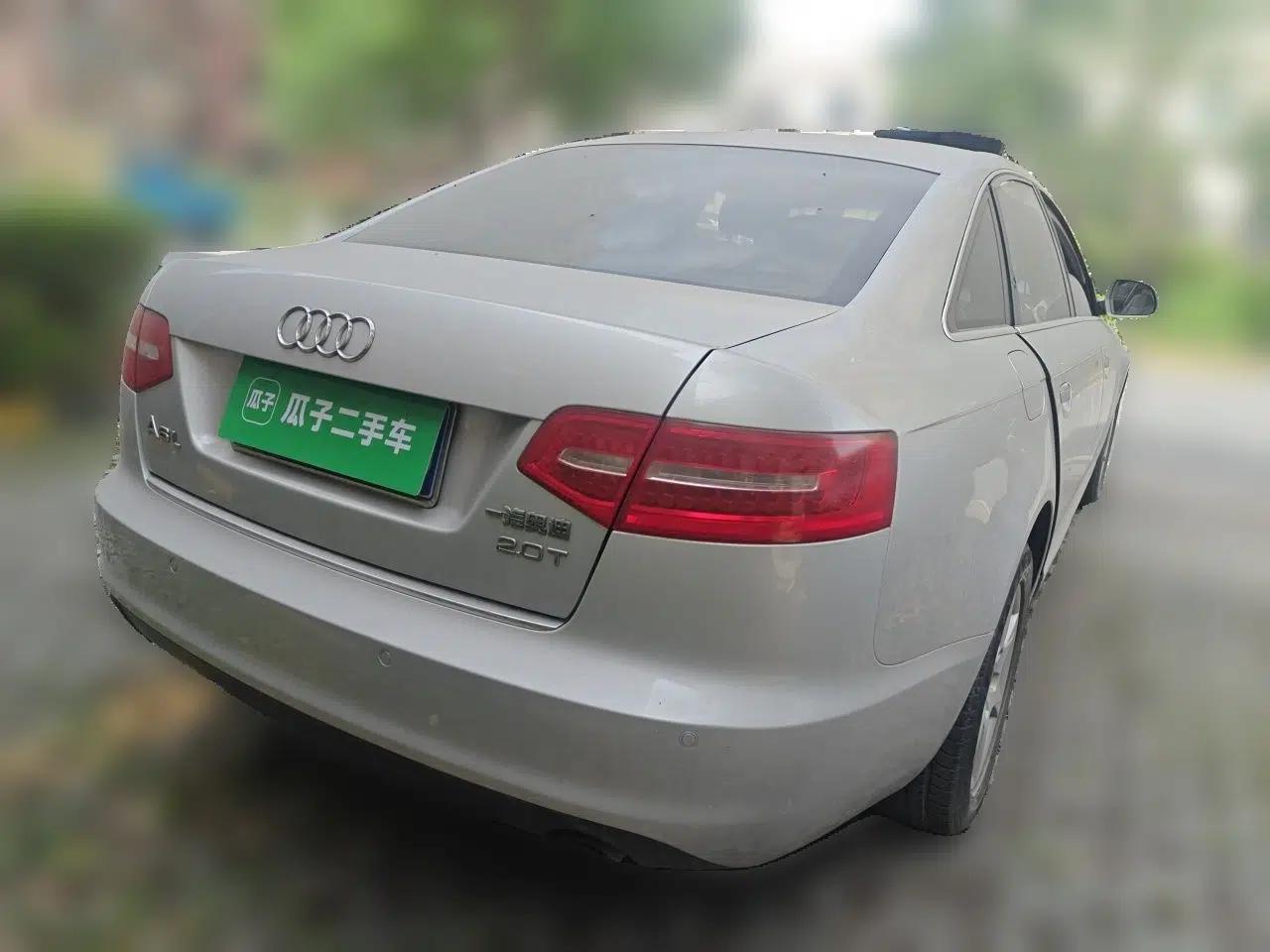 Audi A6L 2011 2.0 TFSI Automatic Standard Edition — миниатюра 5