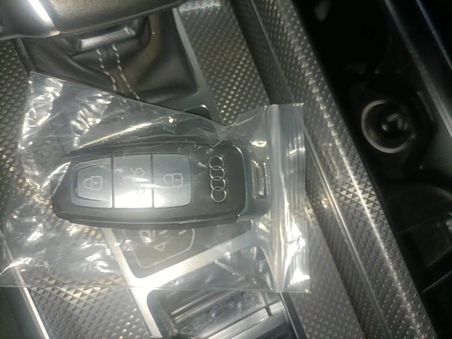 Audi A6L 2020 40 TFSI Luxury Dynamic Edition — миниатюра 28