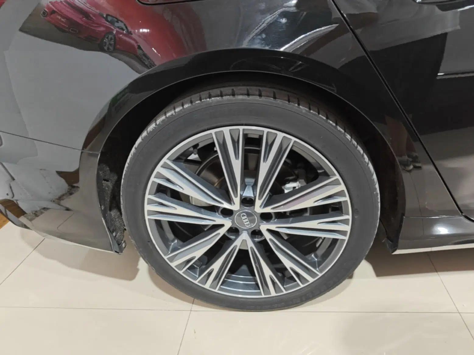 Audi A6L 2020 40 TFSI Luxury Dynamic Edition — миниатюра 11