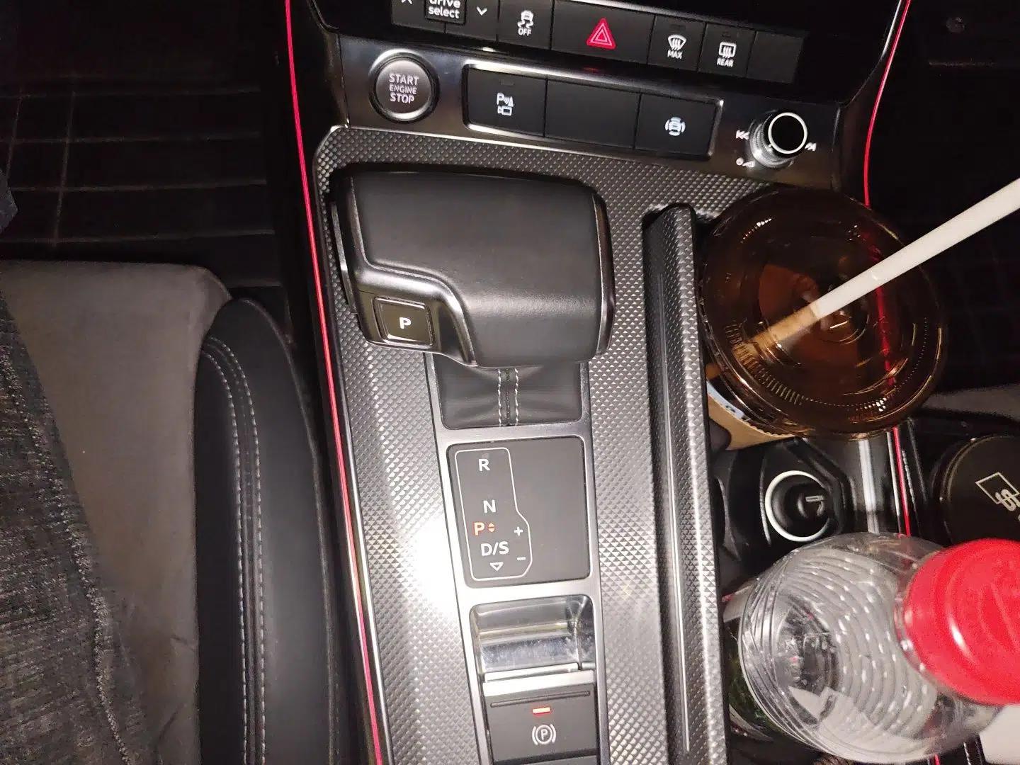 Audi A6L 2020 45 TFSI quattro Prestige Dynamic Edition — миниатюра 14